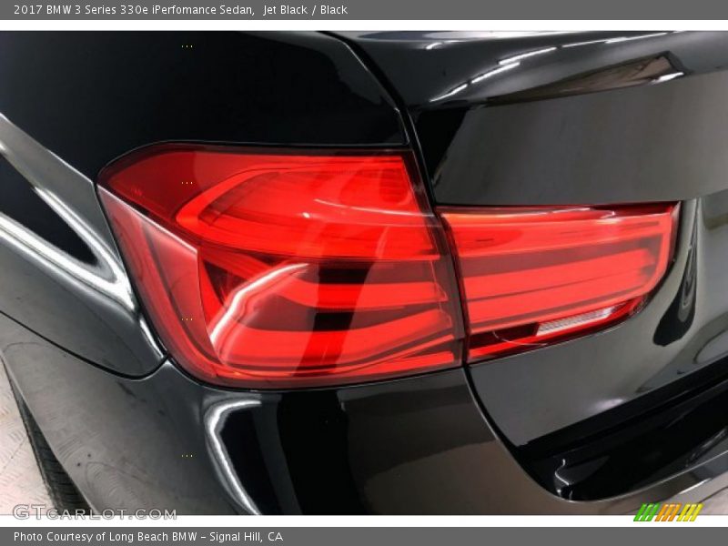 Jet Black / Black 2017 BMW 3 Series 330e iPerfomance Sedan