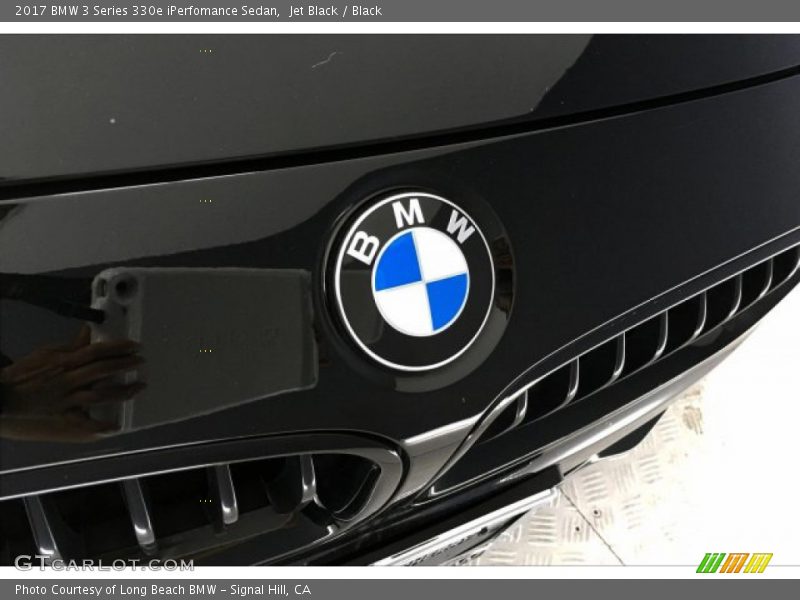 Jet Black / Black 2017 BMW 3 Series 330e iPerfomance Sedan