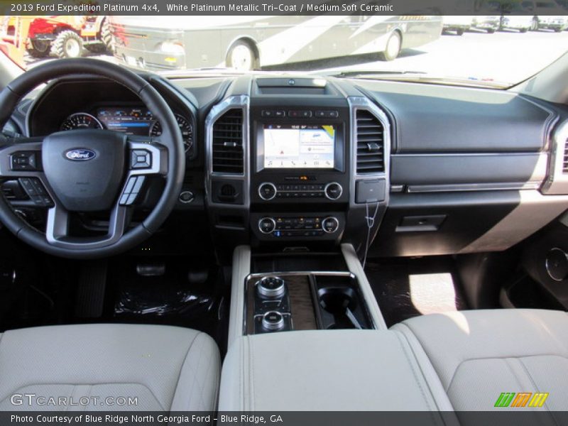 White Platinum Metallic Tri-Coat / Medium Soft Ceramic 2019 Ford Expedition Platinum 4x4