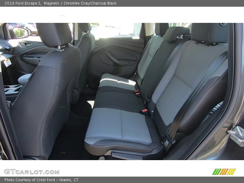 Magnetic / Chromite Gray/Charcoal Black 2019 Ford Escape S