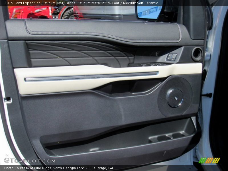 White Platinum Metallic Tri-Coat / Medium Soft Ceramic 2019 Ford Expedition Platinum 4x4