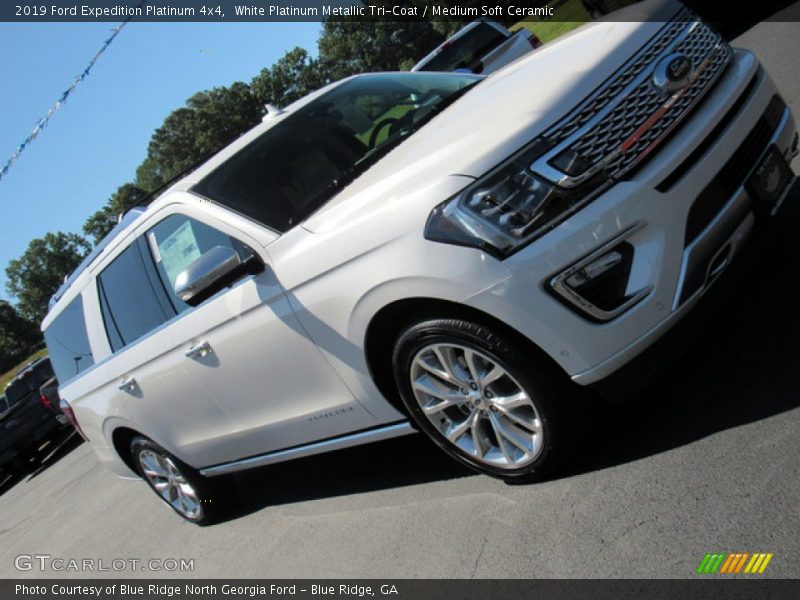 White Platinum Metallic Tri-Coat / Medium Soft Ceramic 2019 Ford Expedition Platinum 4x4