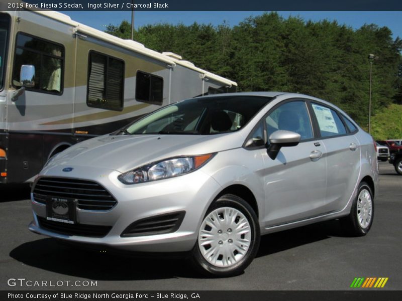 Front 3/4 View of 2019 Fiesta S Sedan