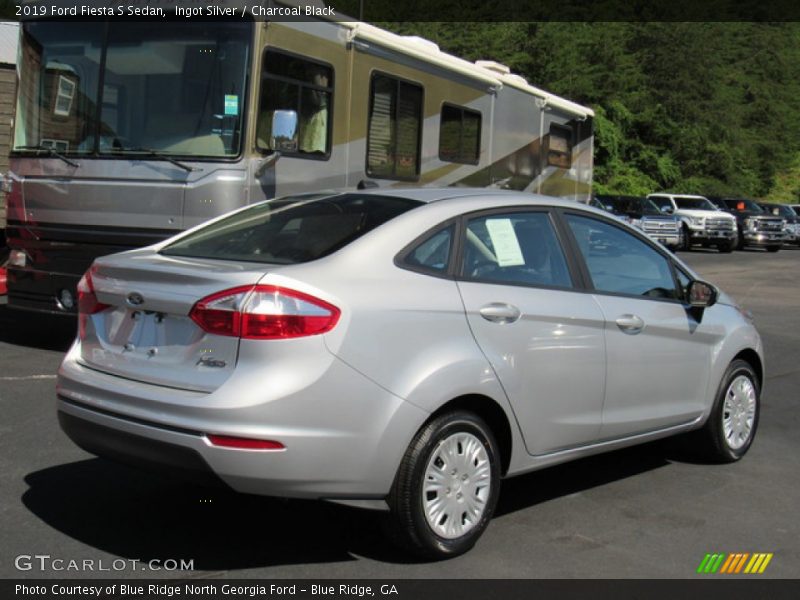Ingot Silver / Charcoal Black 2019 Ford Fiesta S Sedan