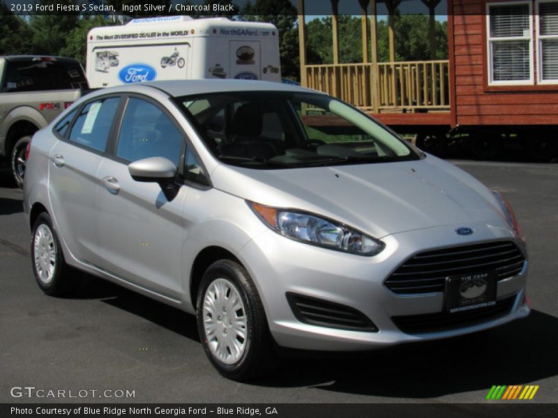Ingot Silver / Charcoal Black 2019 Ford Fiesta S Sedan