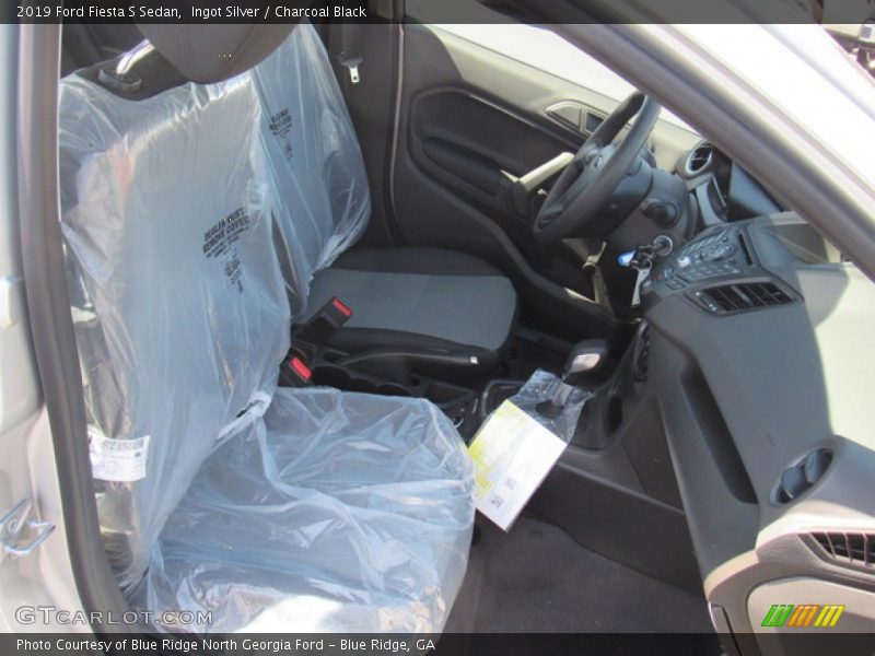 Ingot Silver / Charcoal Black 2019 Ford Fiesta S Sedan