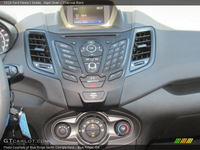 Ingot Silver / Charcoal Black 2019 Ford Fiesta S Sedan