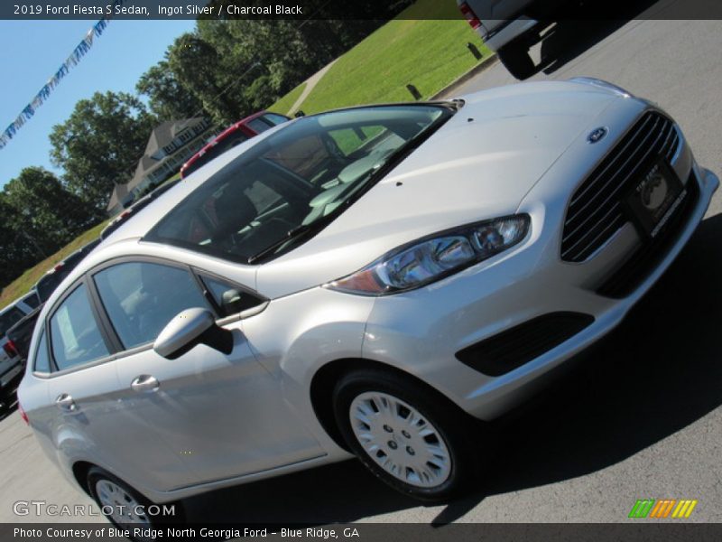 Ingot Silver / Charcoal Black 2019 Ford Fiesta S Sedan