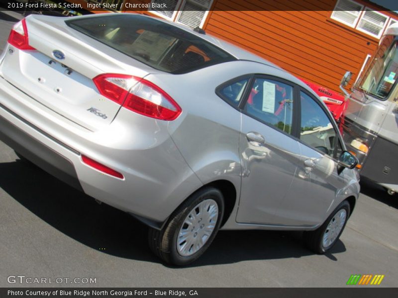 Ingot Silver / Charcoal Black 2019 Ford Fiesta S Sedan