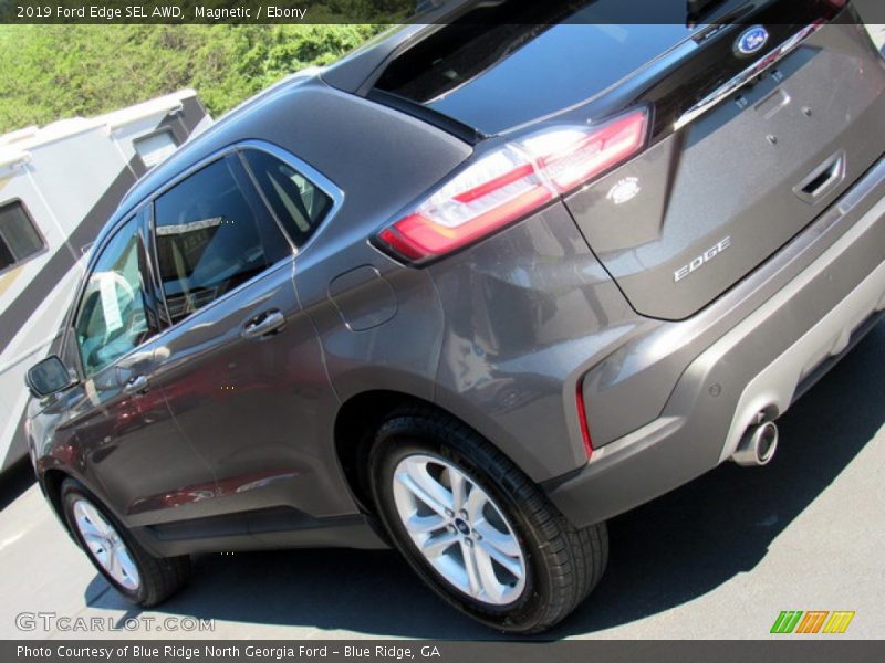 Magnetic / Ebony 2019 Ford Edge SEL AWD