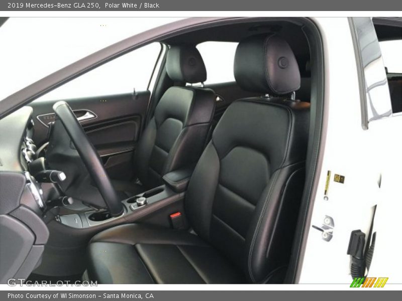 Polar White / Black 2019 Mercedes-Benz GLA 250