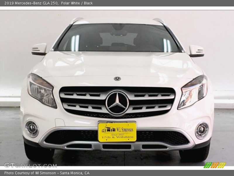 Polar White / Black 2019 Mercedes-Benz GLA 250