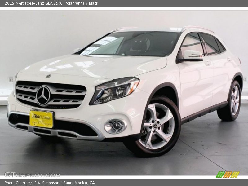 Polar White / Black 2019 Mercedes-Benz GLA 250