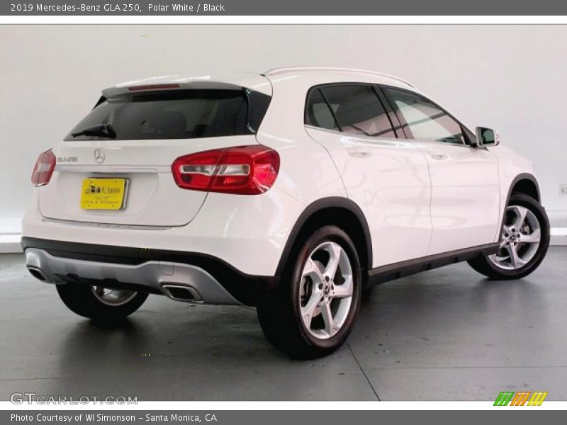 Polar White / Black 2019 Mercedes-Benz GLA 250