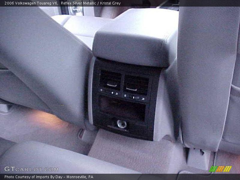 Reflex Silver Metallic / Kristal Grey 2006 Volkswagen Touareg V6