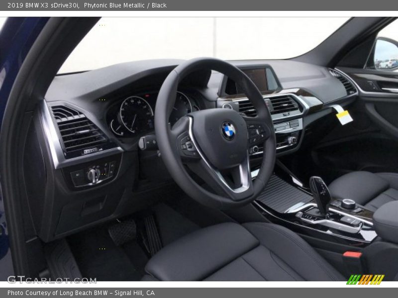 Phytonic Blue Metallic / Black 2019 BMW X3 sDrive30i