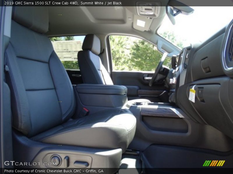 Summit White / Jet Black 2019 GMC Sierra 1500 SLT Crew Cab 4WD