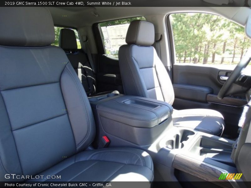 Summit White / Jet Black 2019 GMC Sierra 1500 SLT Crew Cab 4WD