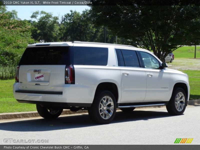 White Frost Tintcoat / Cocoa/Dune 2019 GMC Yukon XL SLT