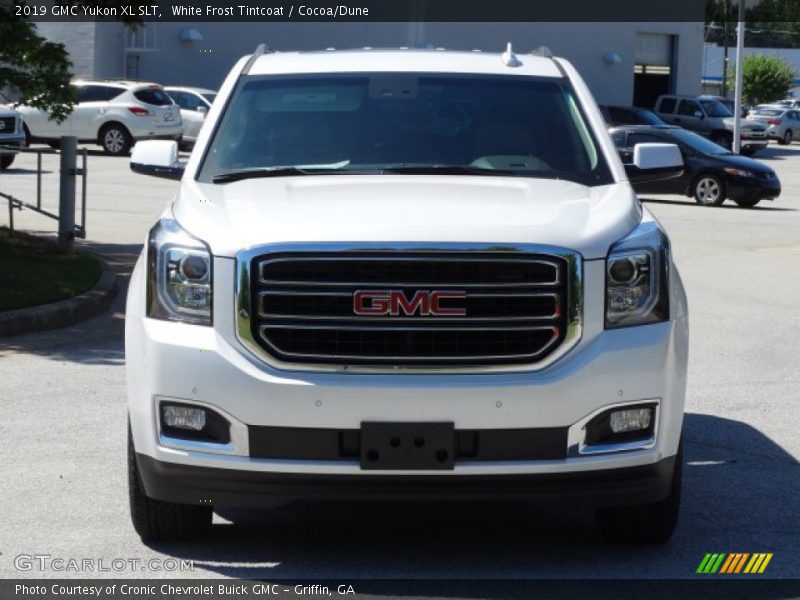 White Frost Tintcoat / Cocoa/Dune 2019 GMC Yukon XL SLT