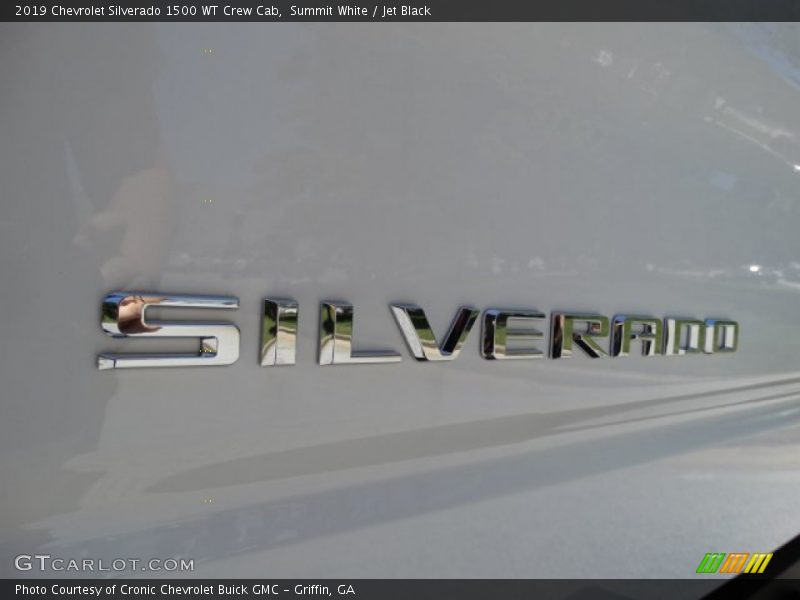 Summit White / Jet Black 2019 Chevrolet Silverado 1500 WT Crew Cab