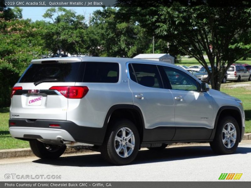 Quicksilver Metallic / Jet Black 2019 GMC Acadia SLE