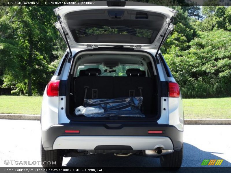 Quicksilver Metallic / Jet Black 2019 GMC Acadia SLE