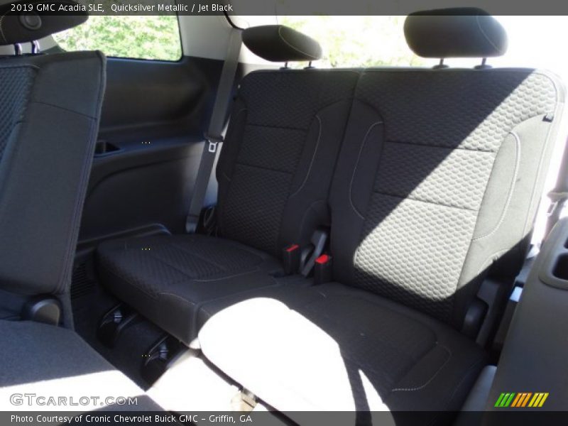 Quicksilver Metallic / Jet Black 2019 GMC Acadia SLE
