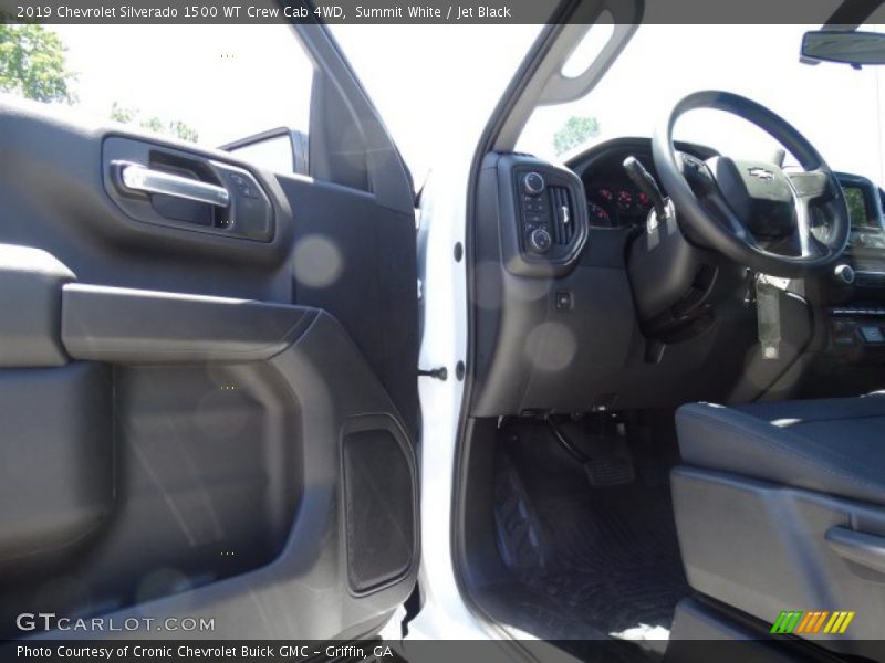 Summit White / Jet Black 2019 Chevrolet Silverado 1500 WT Crew Cab 4WD