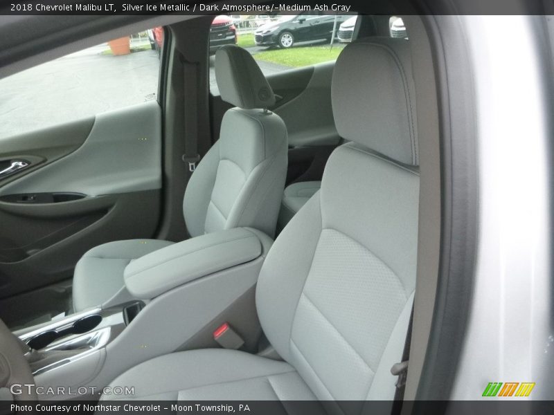 Silver Ice Metallic / Dark Atmosphere/­Medium Ash Gray 2018 Chevrolet Malibu LT
