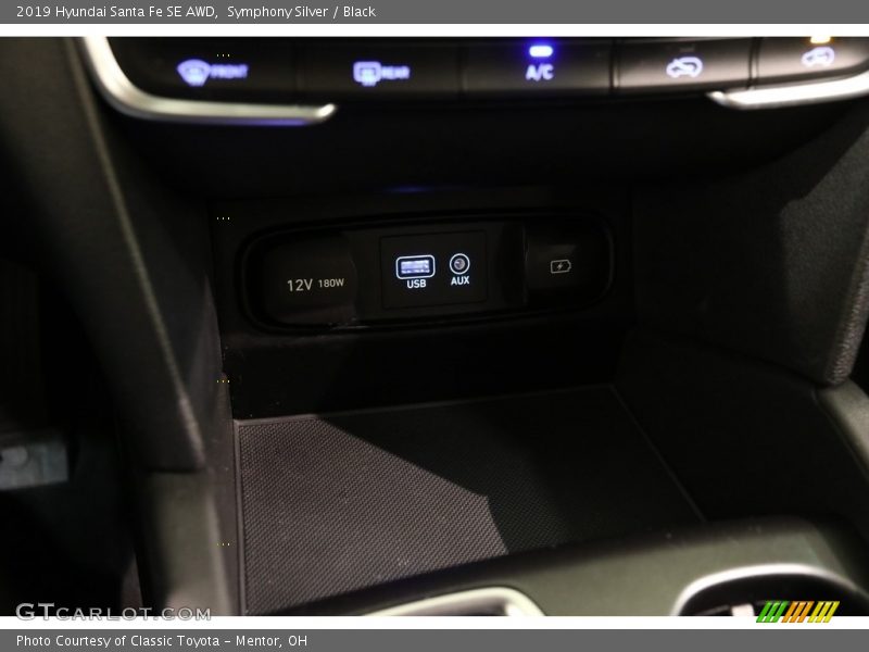 Symphony Silver / Black 2019 Hyundai Santa Fe SE AWD