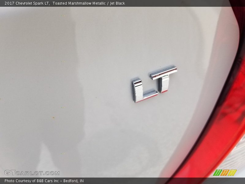 Toasted Marshmallow Metallic / Jet Black 2017 Chevrolet Spark LT