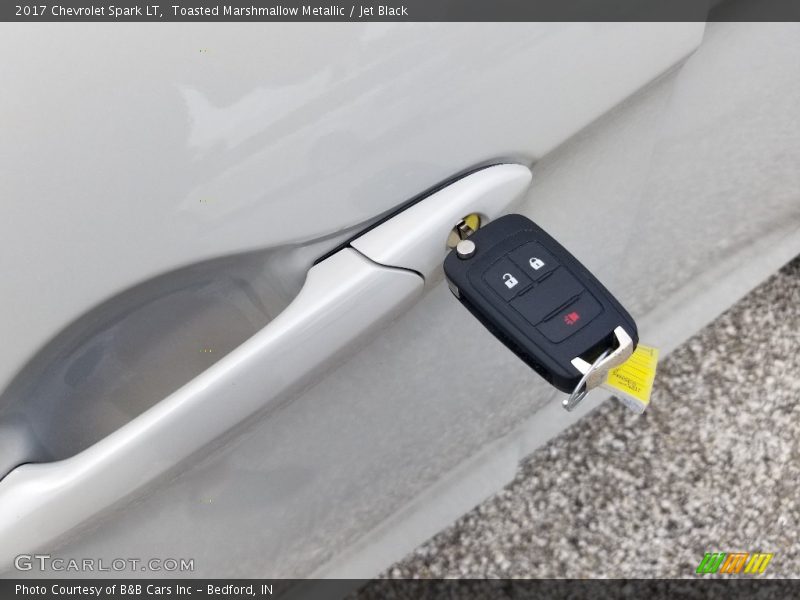 Toasted Marshmallow Metallic / Jet Black 2017 Chevrolet Spark LT