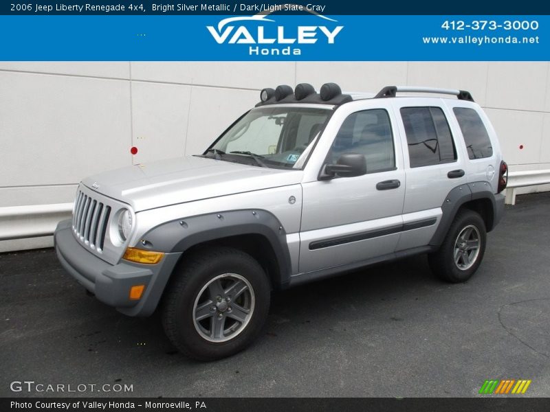 Bright Silver Metallic / Dark/Light Slate Gray 2006 Jeep Liberty Renegade 4x4