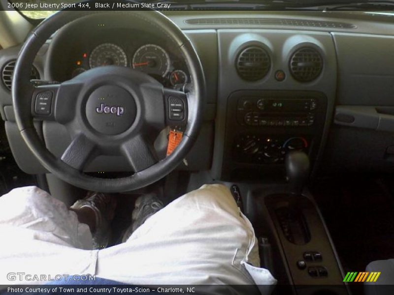 Black / Medium Slate Gray 2006 Jeep Liberty Sport 4x4
