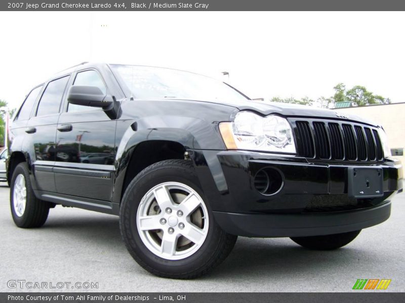 Black / Medium Slate Gray 2007 Jeep Grand Cherokee Laredo 4x4