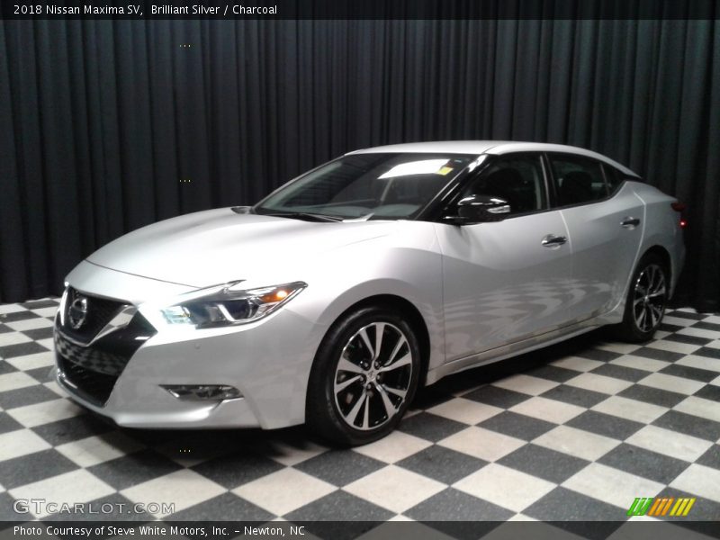 Brilliant Silver / Charcoal 2018 Nissan Maxima SV