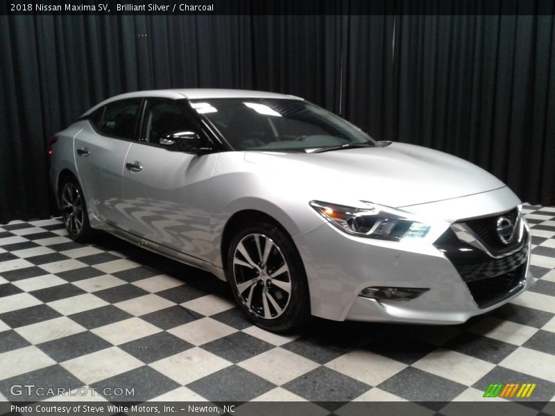 Brilliant Silver / Charcoal 2018 Nissan Maxima SV