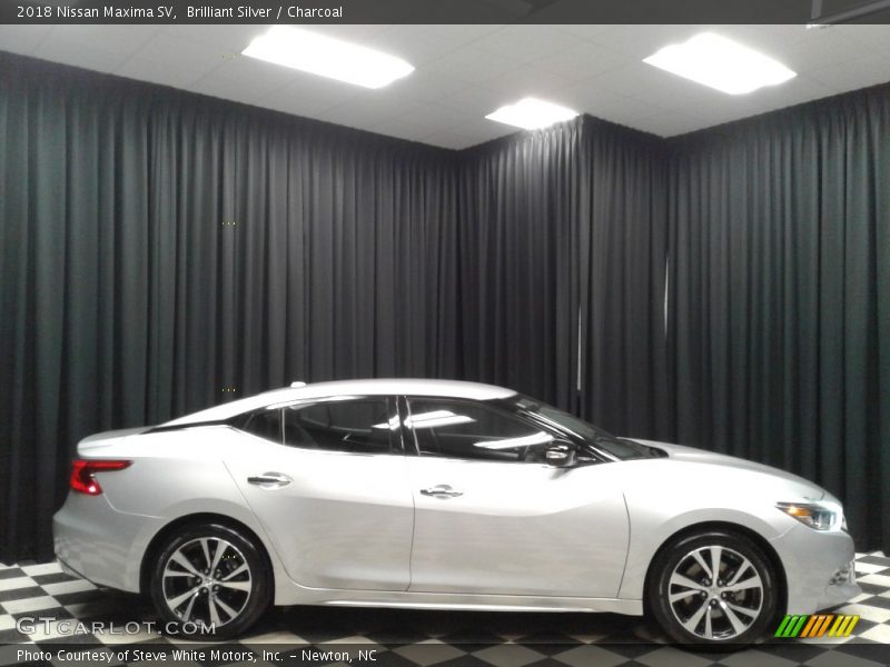 Brilliant Silver / Charcoal 2018 Nissan Maxima SV
