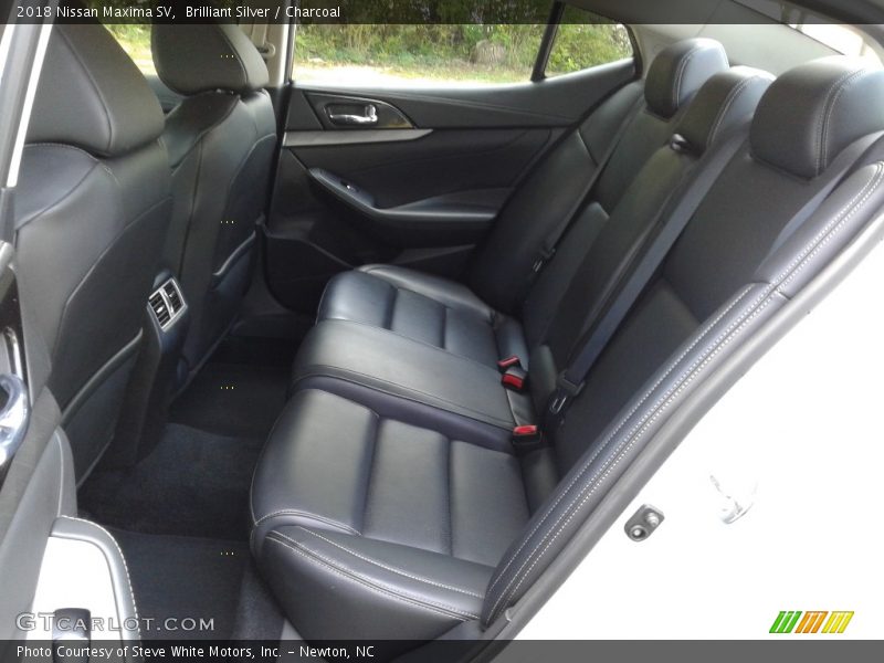Brilliant Silver / Charcoal 2018 Nissan Maxima SV