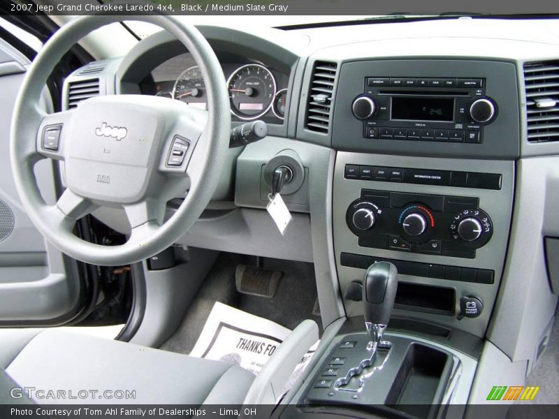 Black / Medium Slate Gray 2007 Jeep Grand Cherokee Laredo 4x4