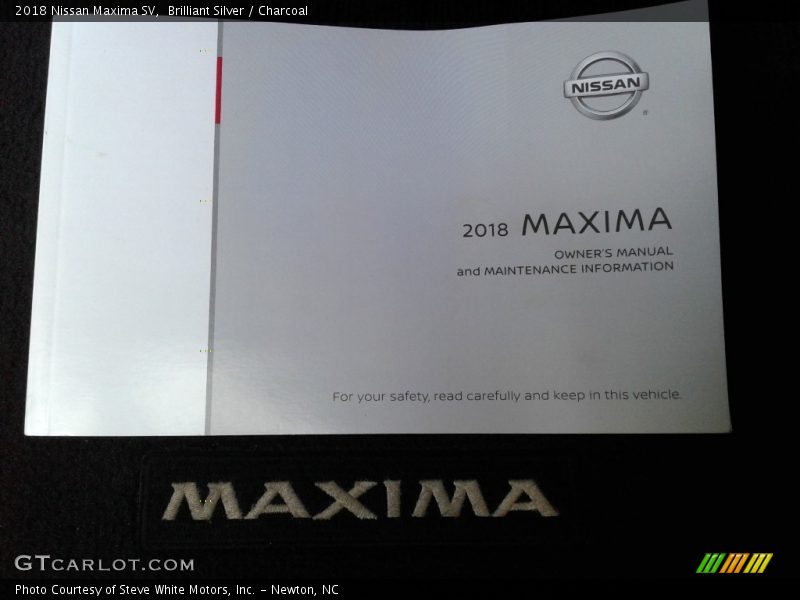 Brilliant Silver / Charcoal 2018 Nissan Maxima SV
