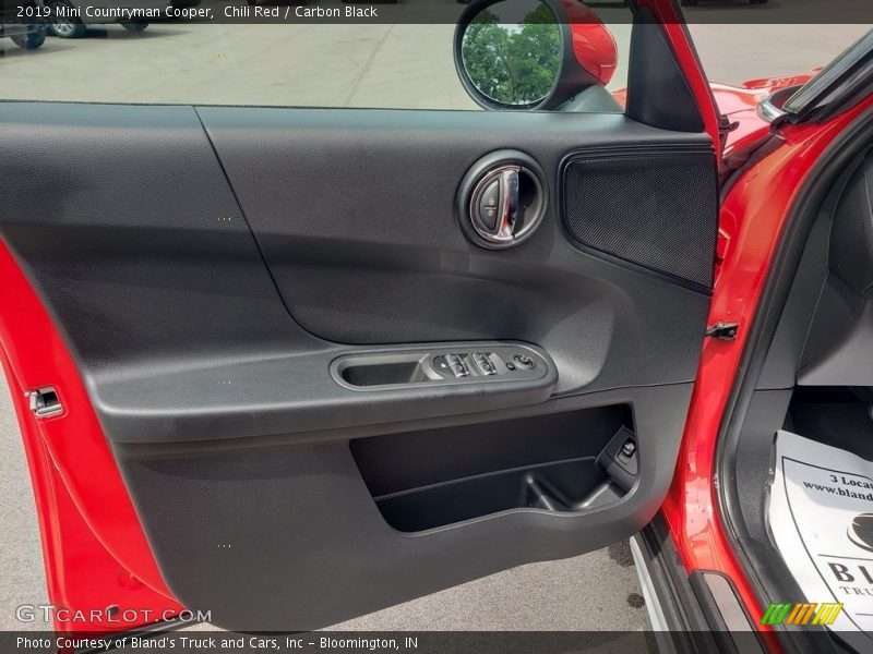 Chili Red / Carbon Black 2019 Mini Countryman Cooper