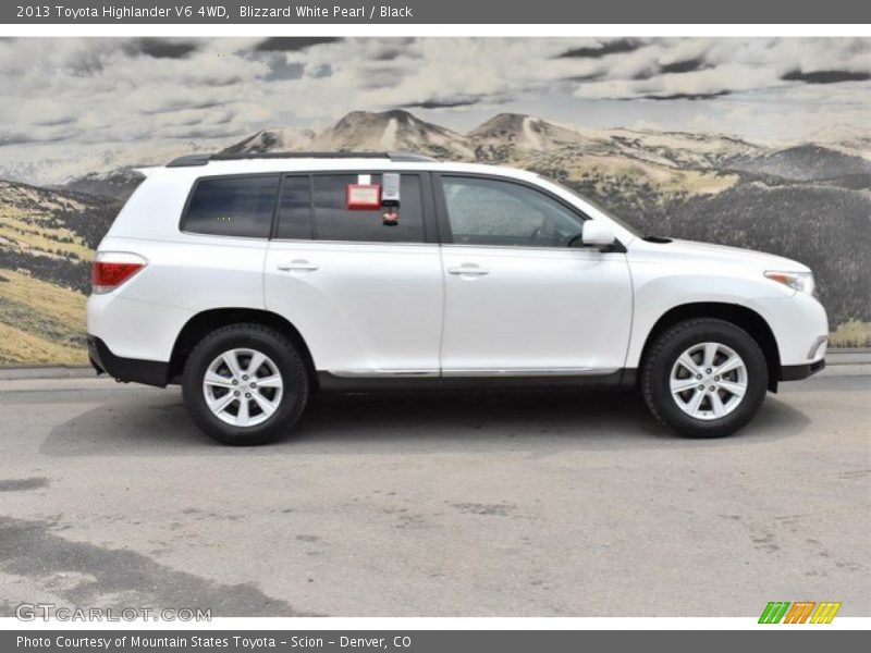 Blizzard White Pearl / Black 2013 Toyota Highlander V6 4WD