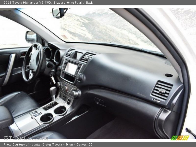 Blizzard White Pearl / Black 2013 Toyota Highlander V6 4WD