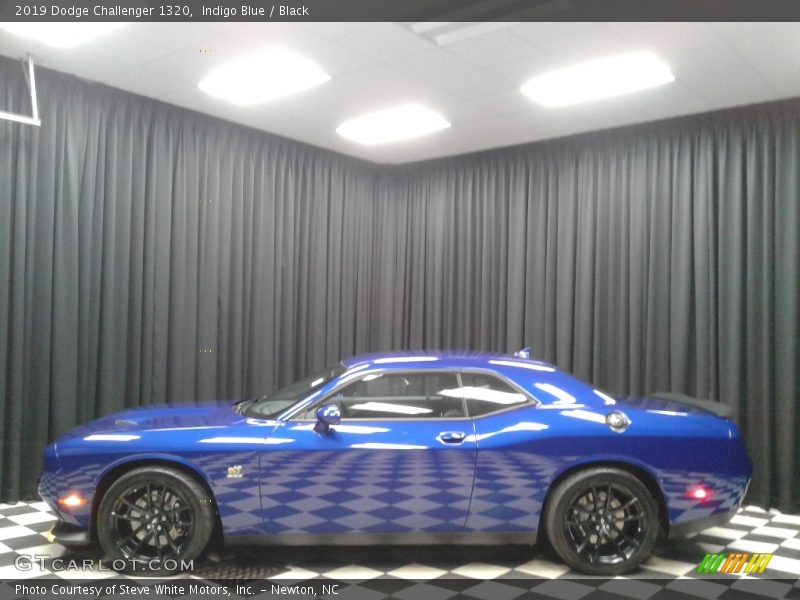 Indigo Blue / Black 2019 Dodge Challenger 1320