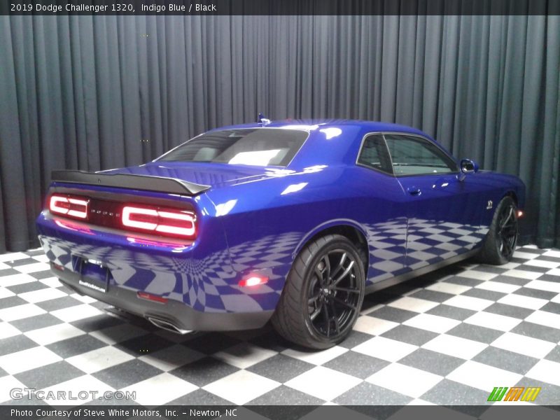 Indigo Blue / Black 2019 Dodge Challenger 1320
