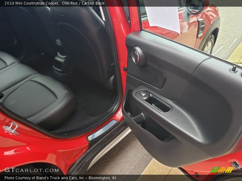 Chili Red / Carbon Black 2019 Mini Countryman Cooper