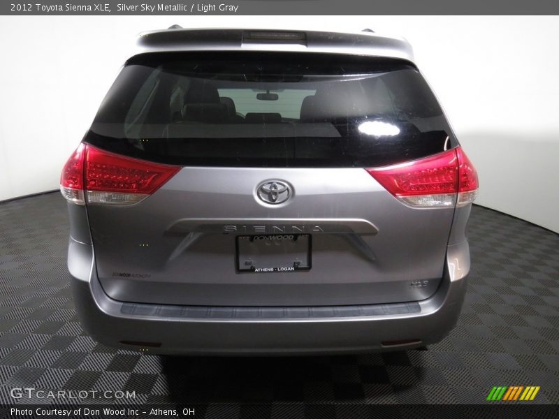Silver Sky Metallic / Light Gray 2012 Toyota Sienna XLE