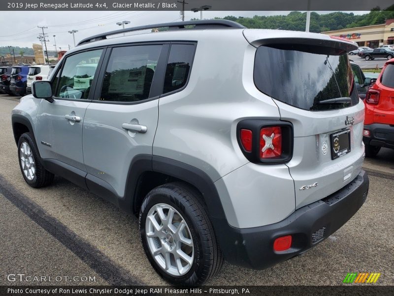 Glacier Metallic / Black 2019 Jeep Renegade Latitude 4x4